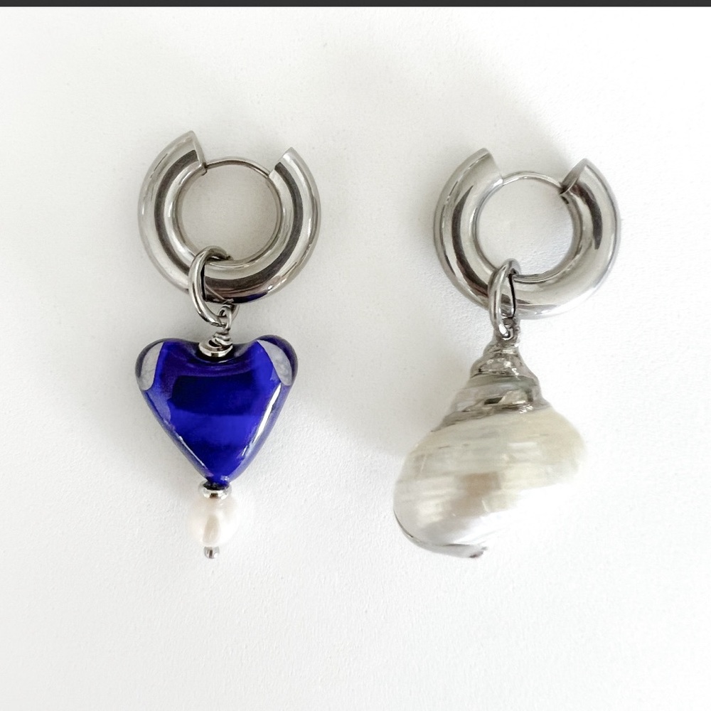 Pearly turbo shell hoop earrings
